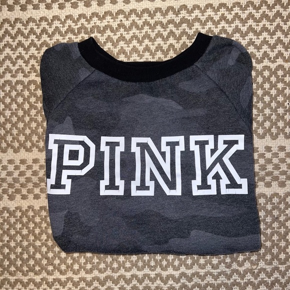 PINK Victoria's Secret Tops - PINK Victoria's Secret 🥳 2/$15 OR 3/$20 🥳 Grey Camo Crewneck